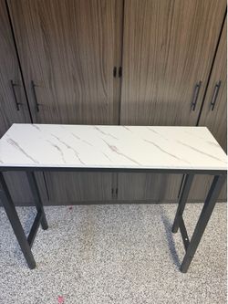 Console Table / Sofa Table