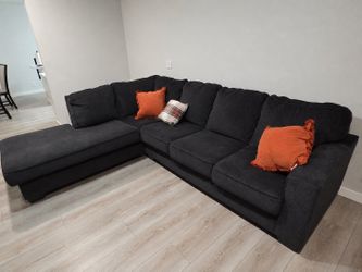 Sectional couch
