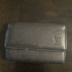 Black/Navy Blue Louis Vuitton Key Case