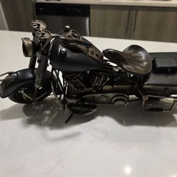Metal model motorcycle.