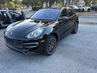 2015 Porsche Macan