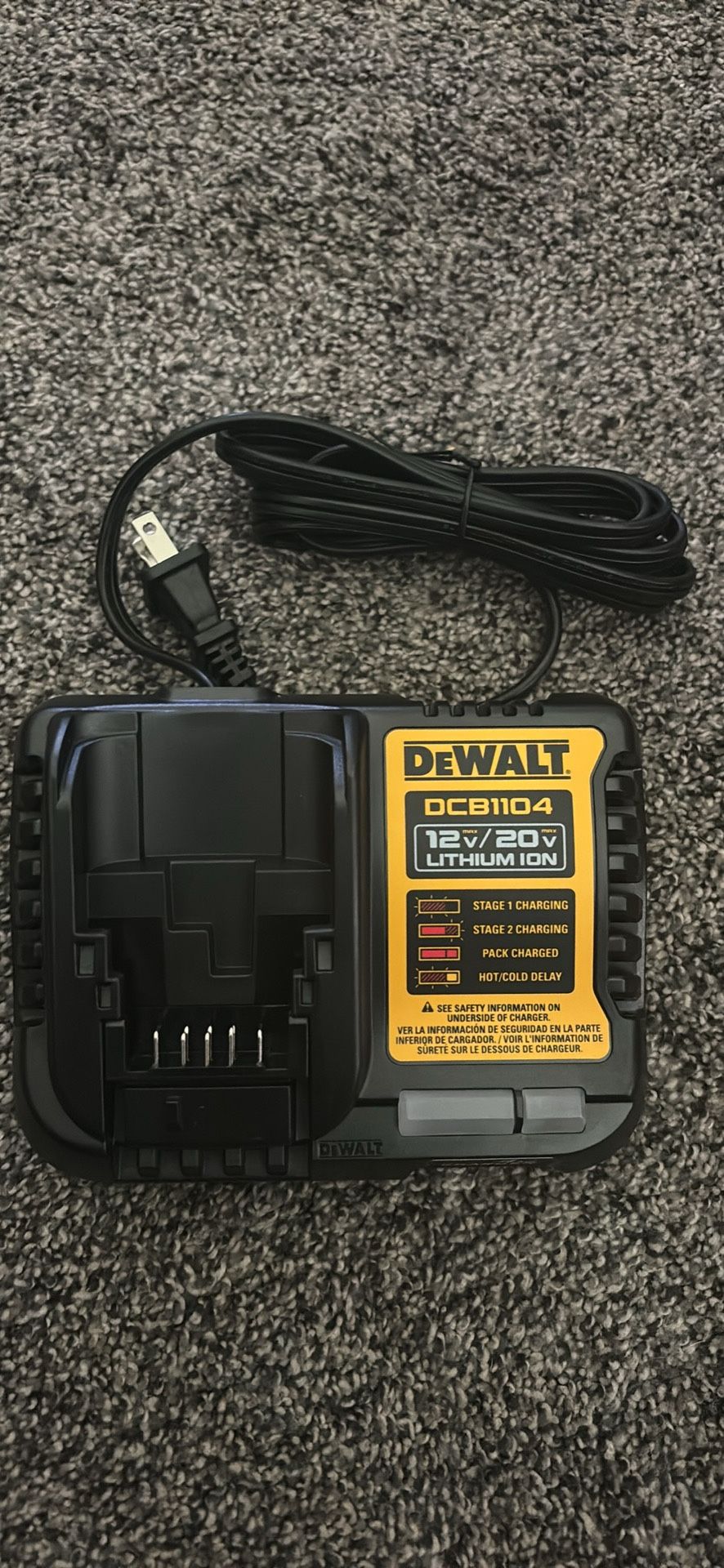 Dewalt Battery Charger DCB1104