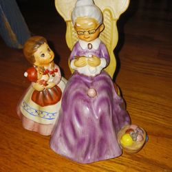 Beautiful Vintage Figurine 