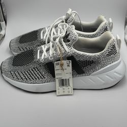 Adidas  Swift Run 22 Sneakers  Men Size 10