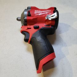 Milwaukee M12 Fuel Brushless Stubby 3/8 (TOOL ONLY)