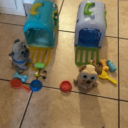 Bingo  And Rolly Puppy Dog Pals Groom And Go Pet Carrier 