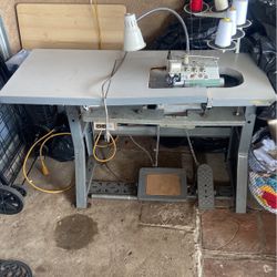 5 thread sewing machine 