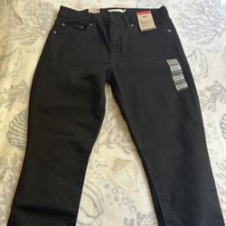 Black Levis Jeans 