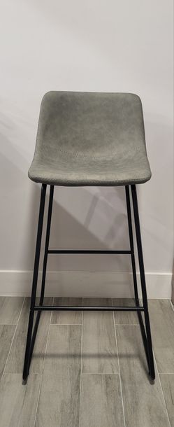 30" Bar Stool NEW