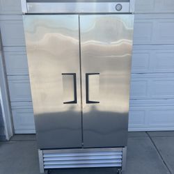 True Commercial Stainless Steel Refrigerator 