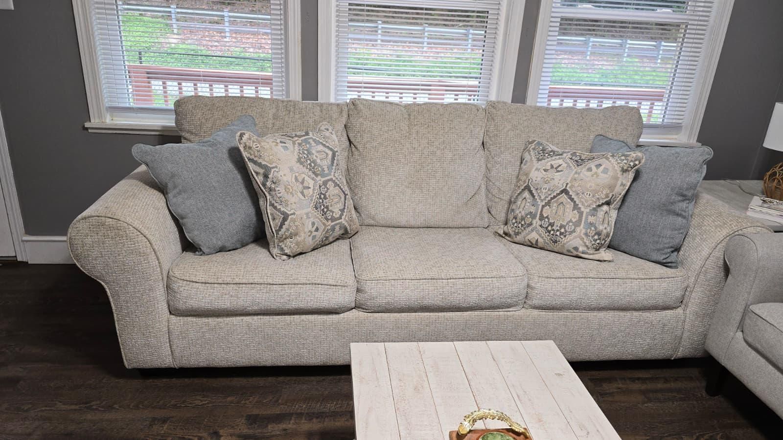 Sofabed in excelent condition