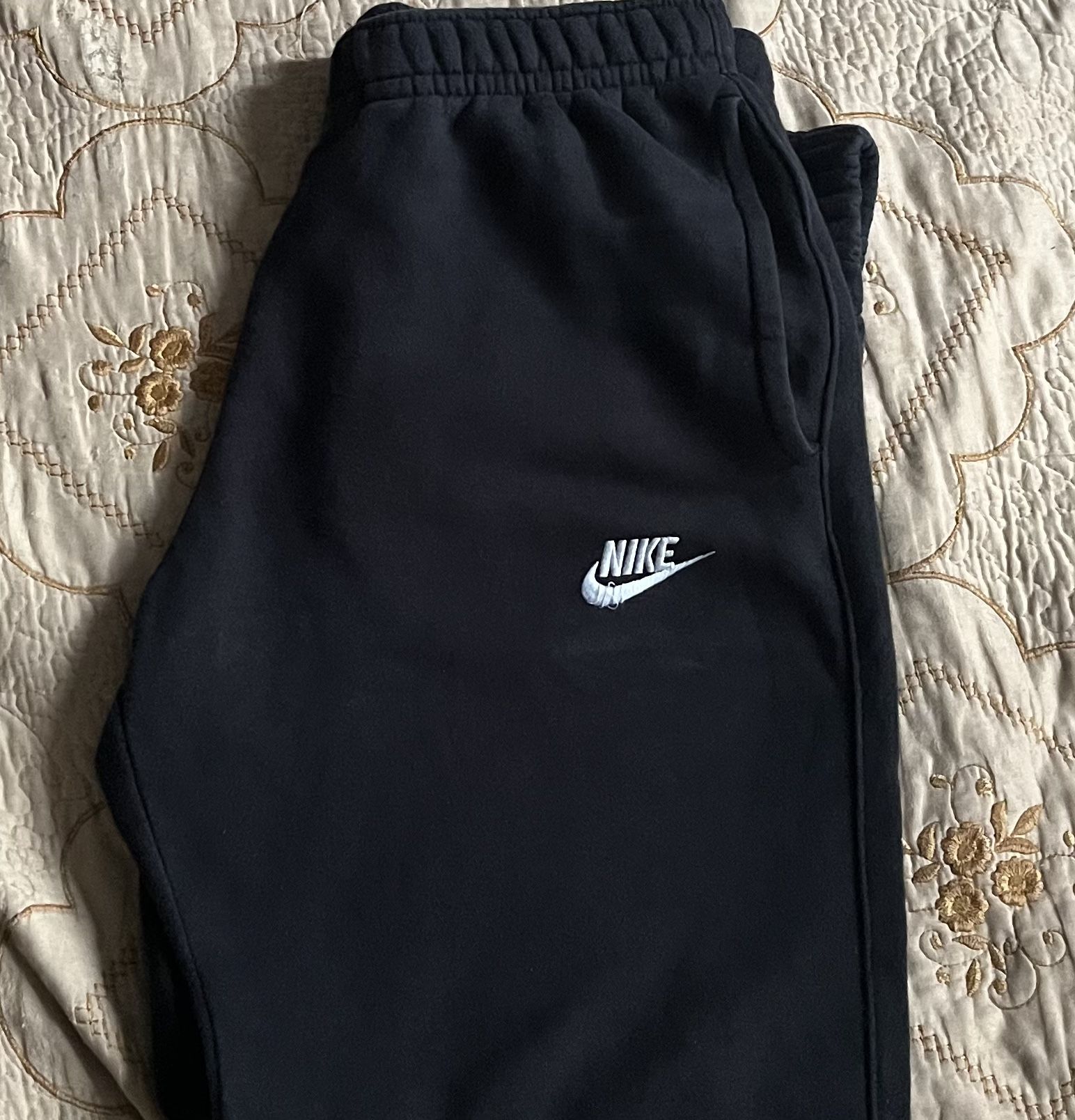 nike sweats size s