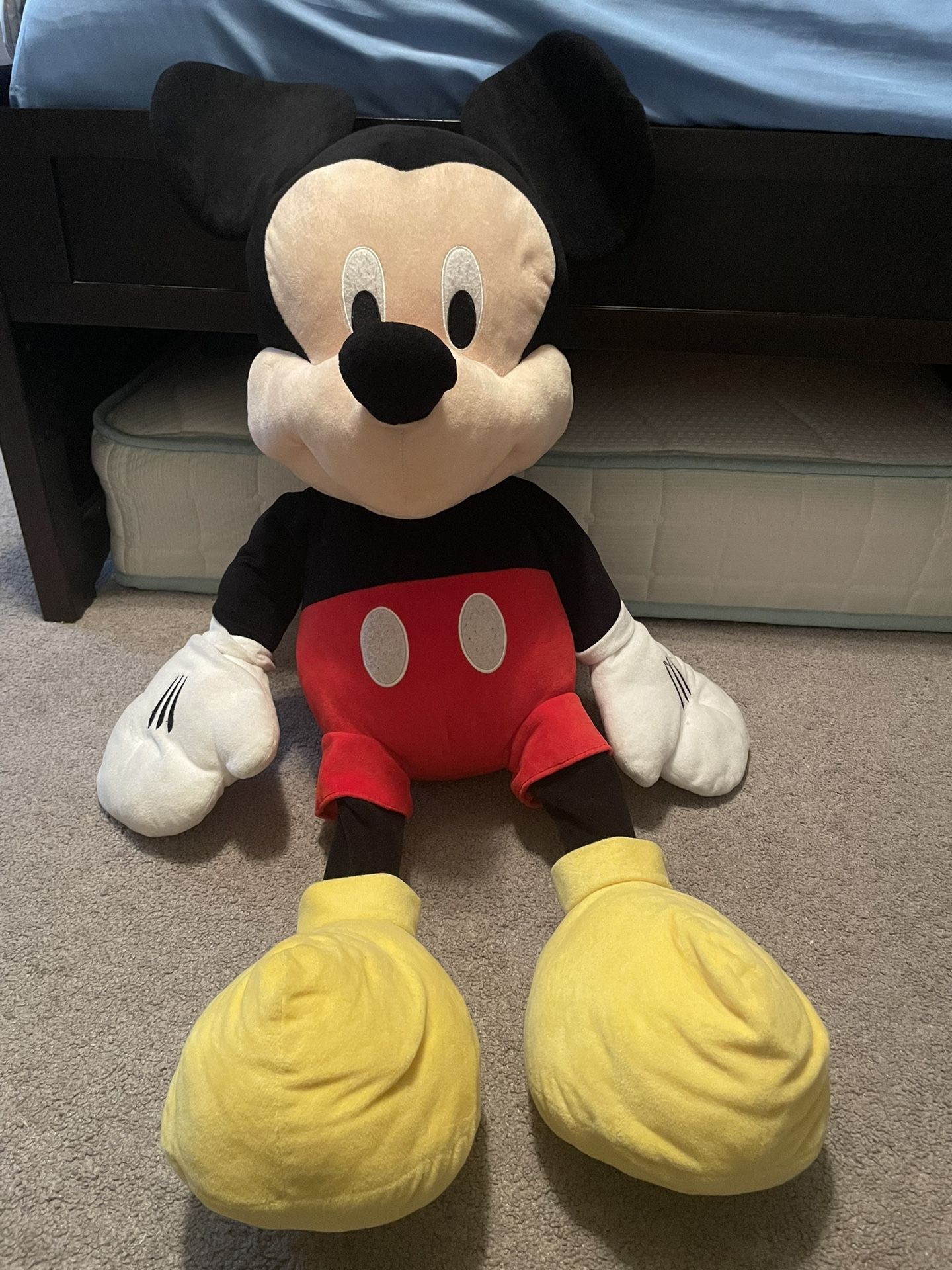 Mickey Mouse Plush Giant 36 in