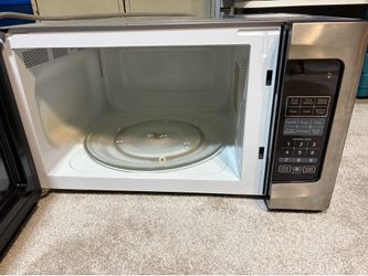 Microwave 1.6 cu ft