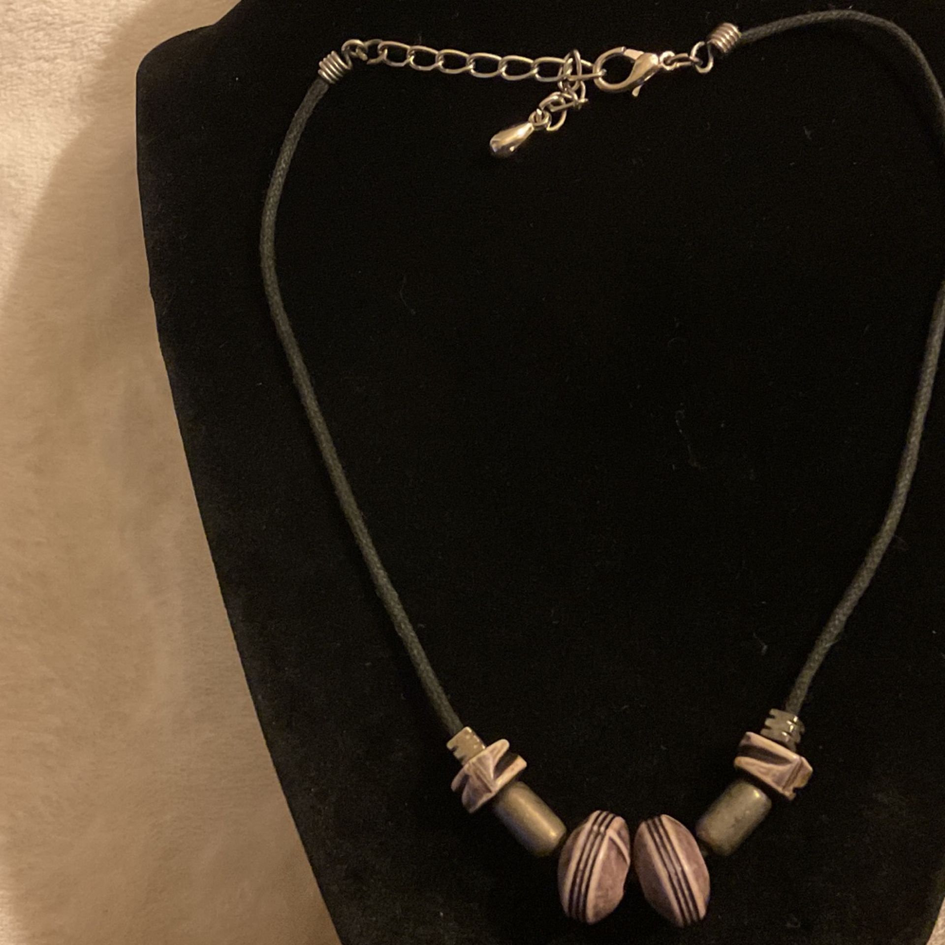 12” Beaded Choker With Chain Extension