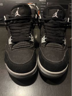 Black canvas, Jordan 4 size 5y in grade school