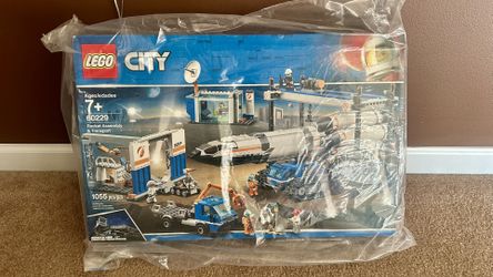 LEGO City 60229 Rocket Assembly & Transport New Sealed – Retired