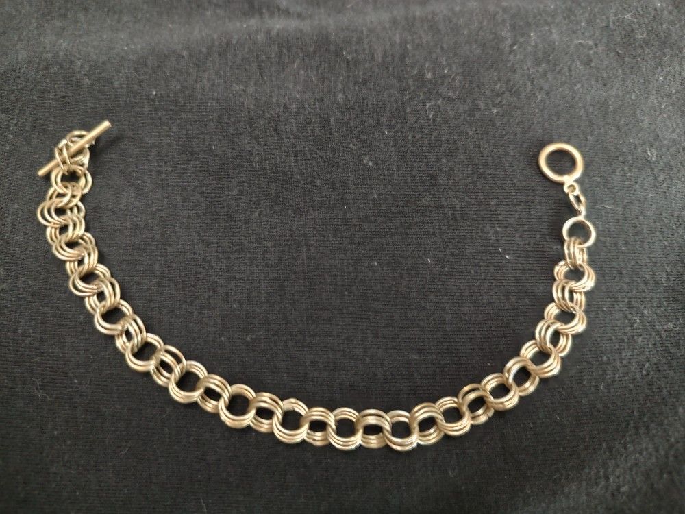 Gold Tone Metal Link Bracelet 