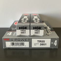 3951 TR55 NGK V-Power Spark Plugs - 6pk