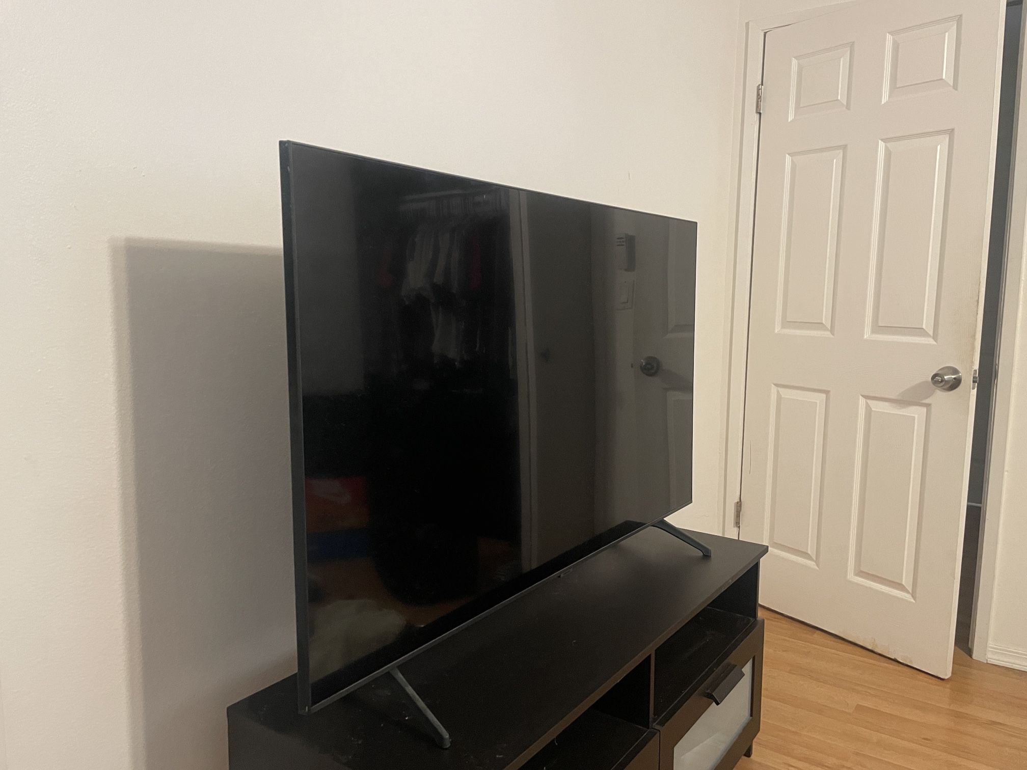 55 Inch Samsung Smart TV