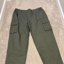 Cabela’s Cargo Pants (dark green) sz 42