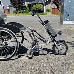 Firefly With Removable Titanium Chair