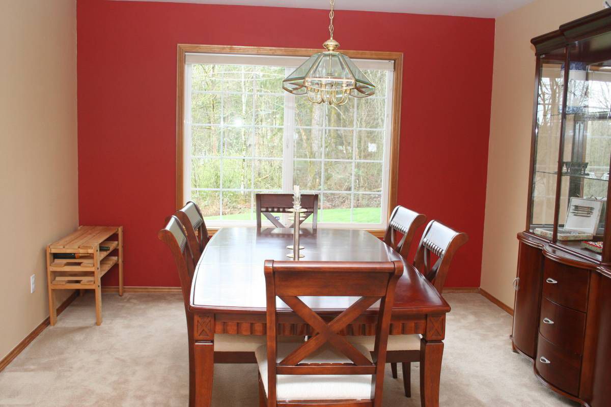 Cherry Dining Table and 6 Chairs
