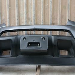 2015-2020 Chevy Colorado Front Bumper Cover OEM 