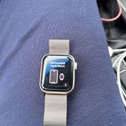 Apple Watch SE 2nd Gen