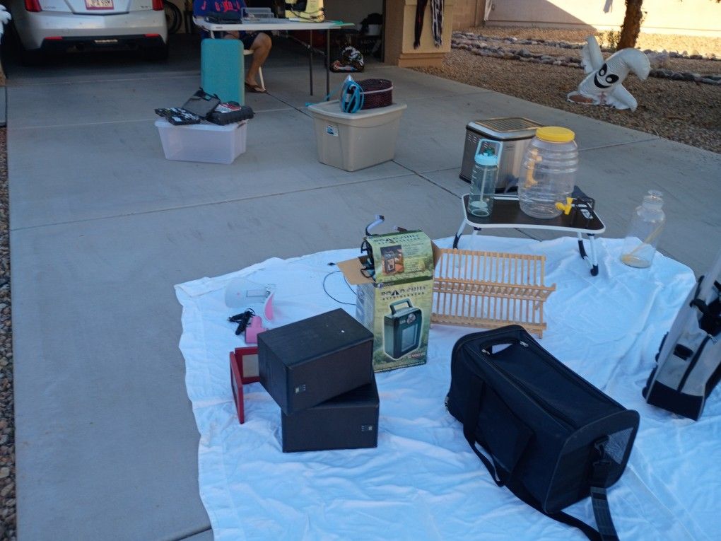 Misc Items.. Yard Sale.  37071 W Giallo. Maricopa