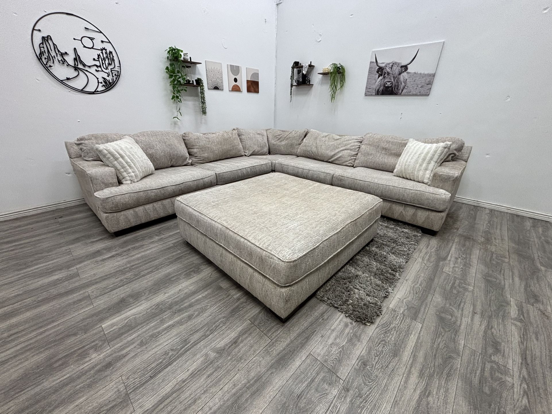 Cream Sectional Couch - Free Delivery 