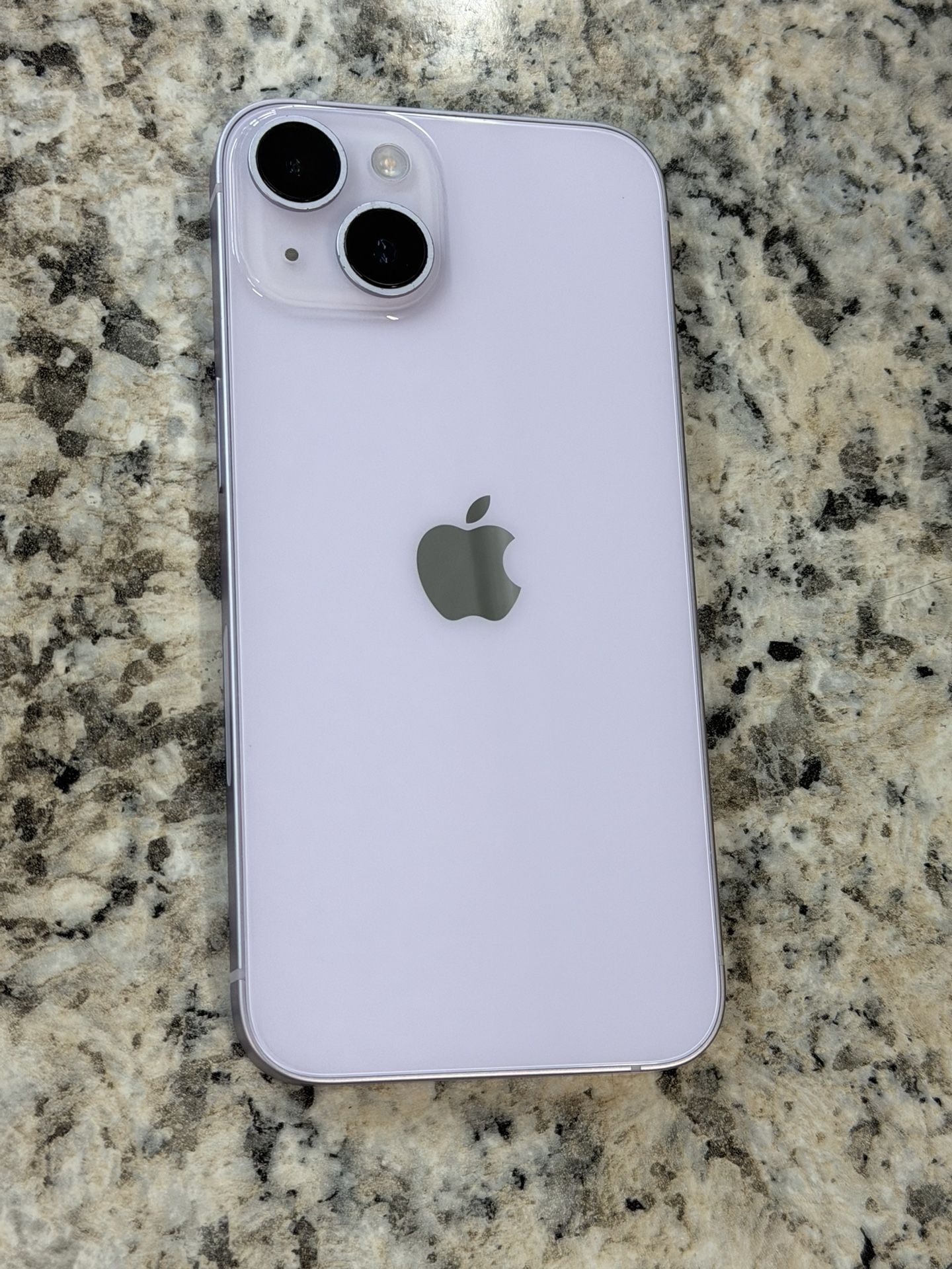 Apple iPhone 14 - 128GB - Purple (UNLOCKED)