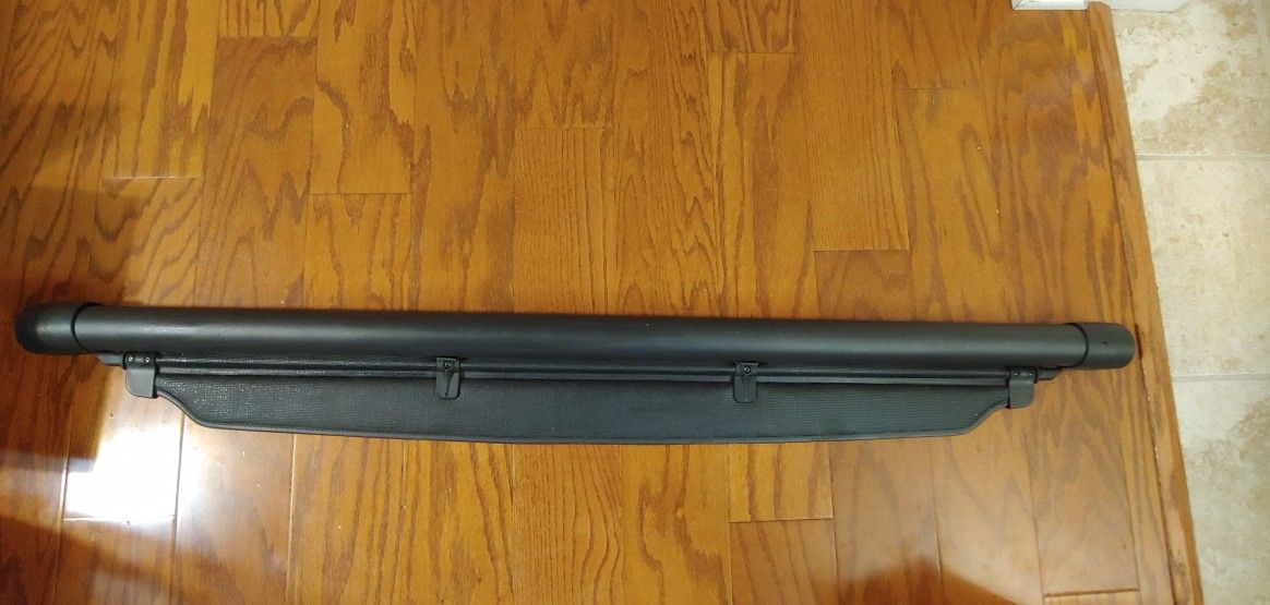 Jeep Liberty Cargo Cover