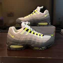 Nike Air Max 95 OG Big Bubble “Neon” Men’s size 13