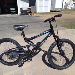 BMX BIKE with In-Frame Suspension. Black. Perfect For Last Minute Christmas Shoppers. 