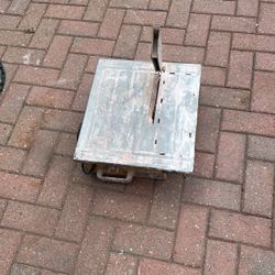 Wet Tile Saw With Blade 
