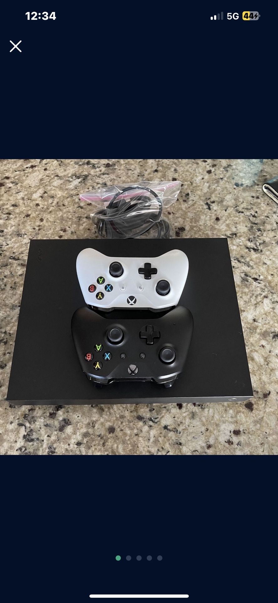 Xbox One X 1tb Console 