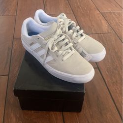 New White/ Beige Men’s Adidas Shoes In 9.5 