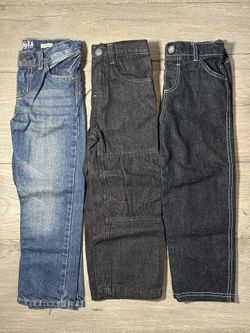 Set of 3 boys jeans size 4