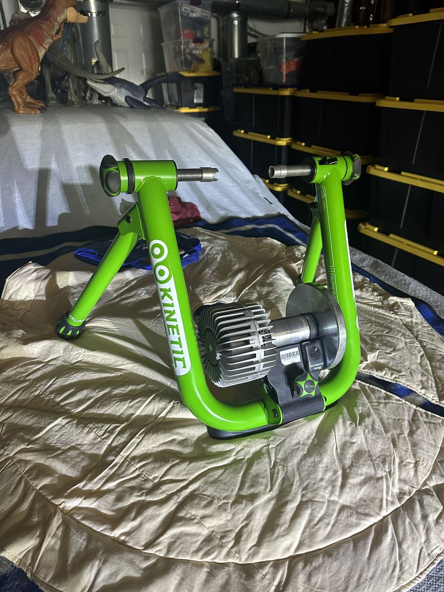 Kurt Kinetic Road Machine Folding Fluid Resistance Cycling Bike Trainer New ok