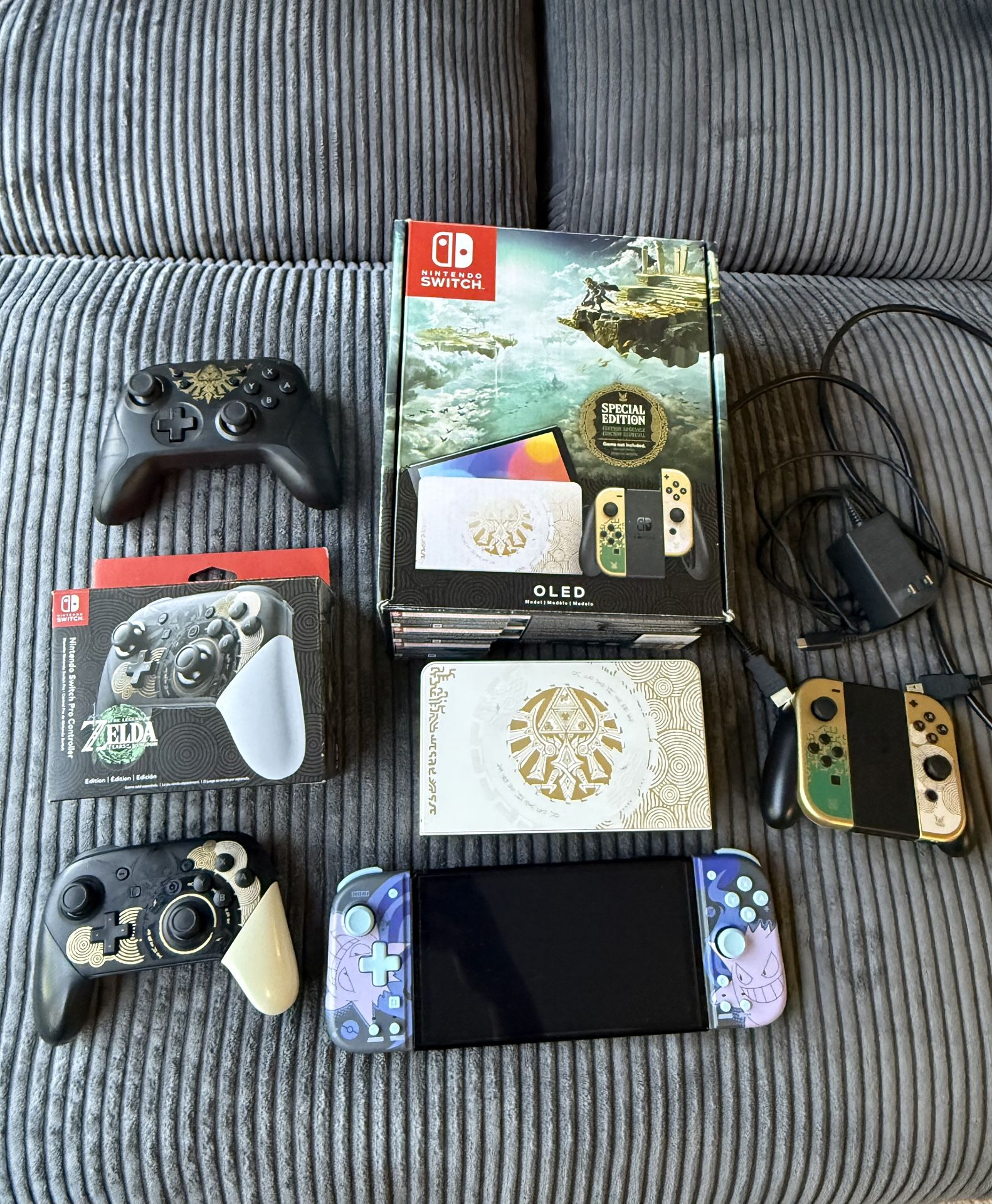 Nintendo Switch OLED Zelda Edition