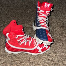 Under Armour - Youth Football Cleats 3.5