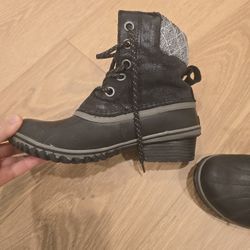 Sorel Womens Boots