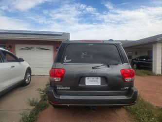 2005 toyota sequia SR5