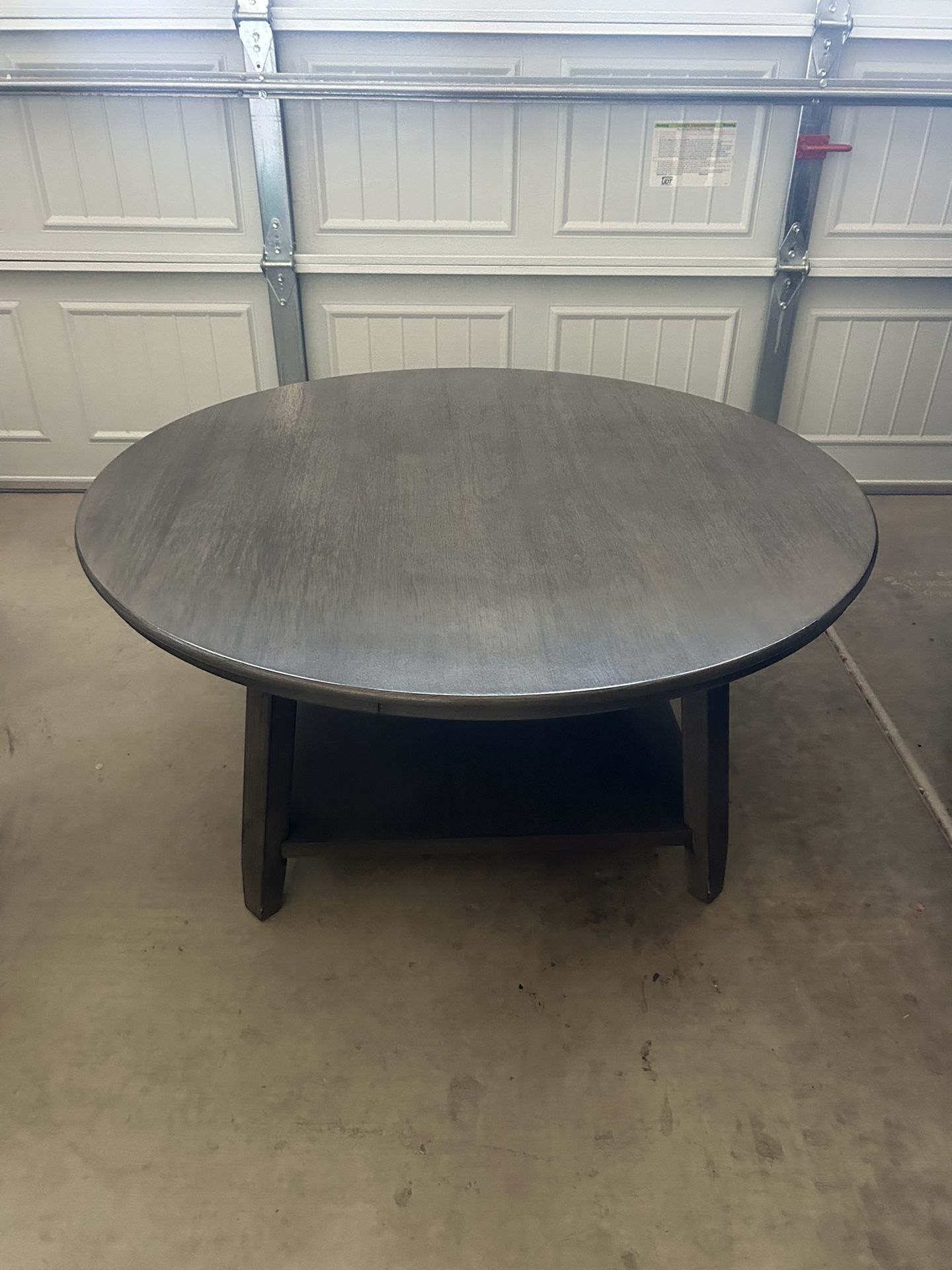 Round Coffee Tables