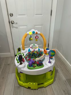 baby exersaucer