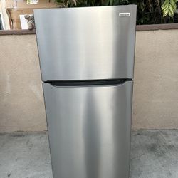 Frigidaire Refrigerator Stainless Steel 18cu Ft 30x30x66 ✋ 3 MONTHS WARRANTY 