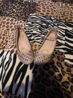 Gold shoes