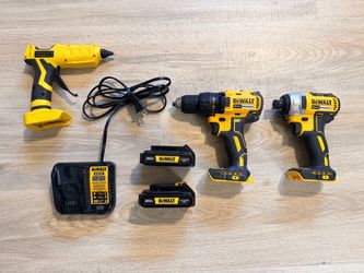 DeWalt 20V Drill, Impact Driver & Accessories Bundle