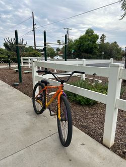 Pedal bike